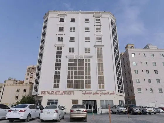 OYO 247 Host Palace hotel apartment - Dış Mekan