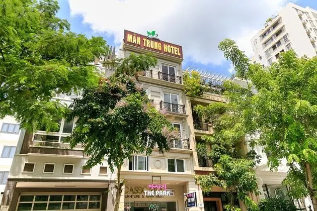 OYO 247 Man Trung Hotel - Dış Mekan