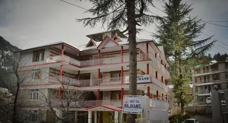OYO 24832 Rajhans