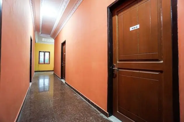 OYO 2486 Bahana Guest House - İç Mekan