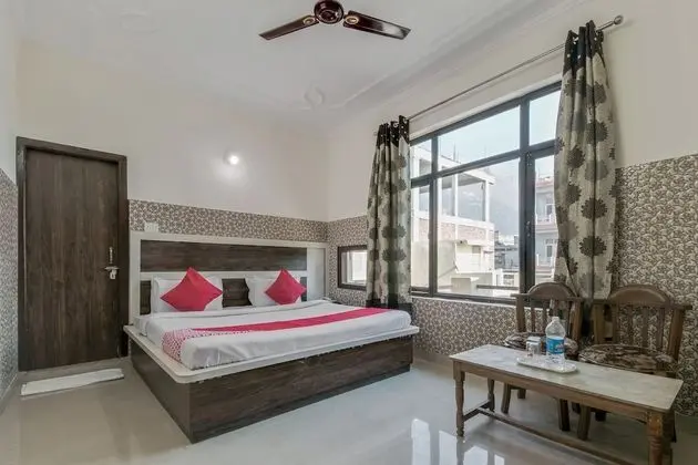 OYO 24893 Palak Lodge