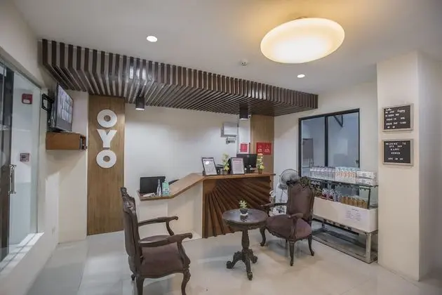 OYO 249 Happy House - Lobi