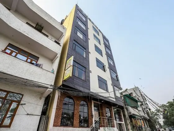 OYO 24901 Achi House