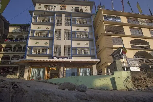 OYO 24942 Hotel Lhasa