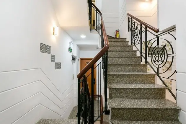 OYO 256 Green Apartment - İç Mekan