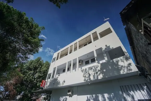 OYO 2566 Putri Kesia Rooms - Dış Mekan