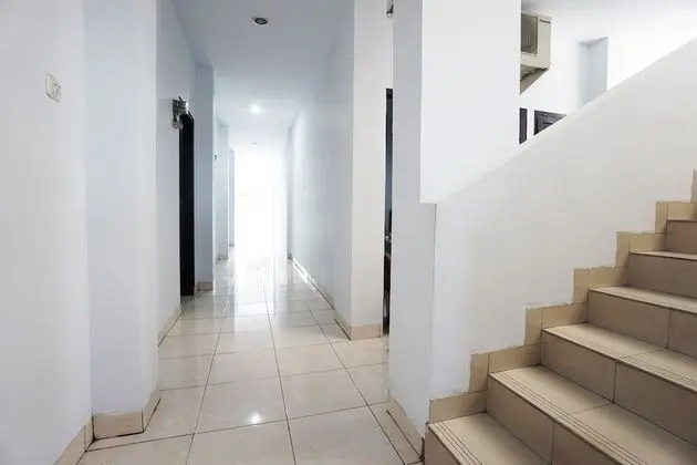 OYO 2566 Putri Kesia Rooms - İç Mekan
