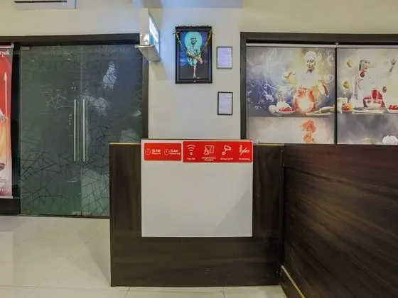 OYO 26117 Hotel Siddhivinayak Celebrations - Lobi