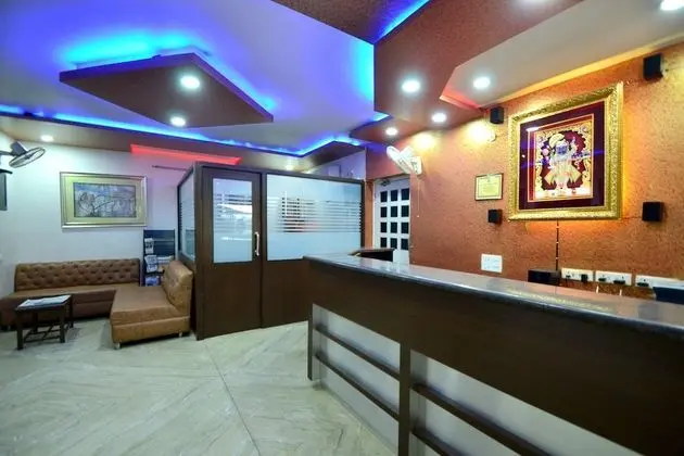 OYO 26175 Hotel Green Villa Guest House - Lobi