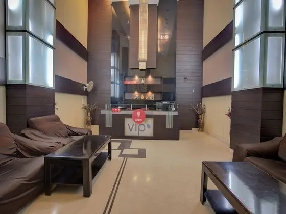 OYO 26196 Hotel Vip Regency