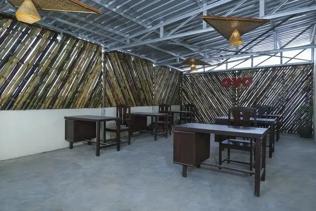 OYO 265 Nurdiono House Kentungan - İç Mekan