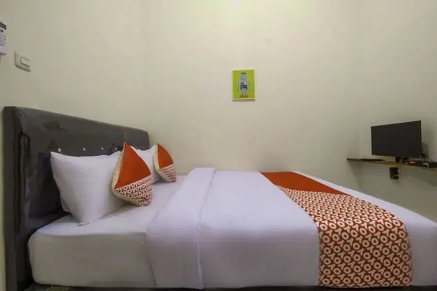 OYO 2674 Siliwangi Guest House Syariah - Oda