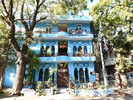 OYO 26740 Durag Villas Guest House