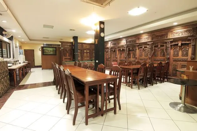 OYO 2675 Hotel Sebelas Syariah