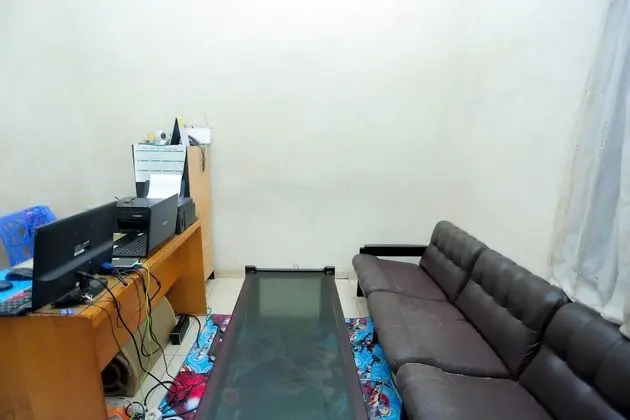 OYO 2692 Penginapan Mba Ros - Lobi