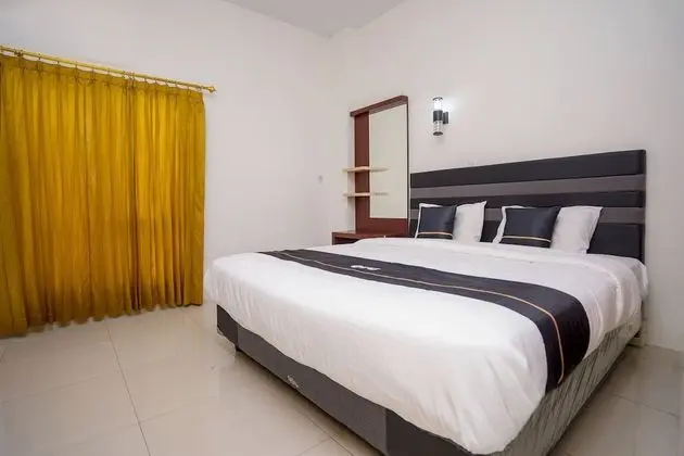 OYO 2695 D'es Guest House