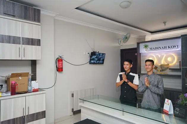 OYO 270 Madinah Residence Syariah - Lobi