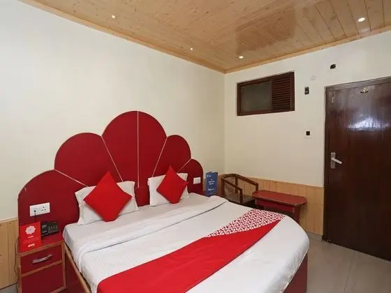 OYO 27002 H S R Ram Bazaar