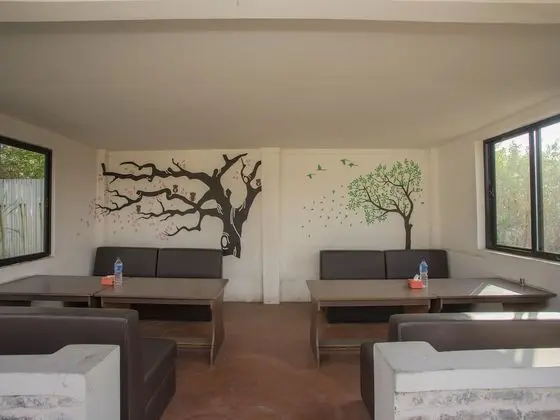 OYO 276 White Orchid Resort - Yerinde Yemek