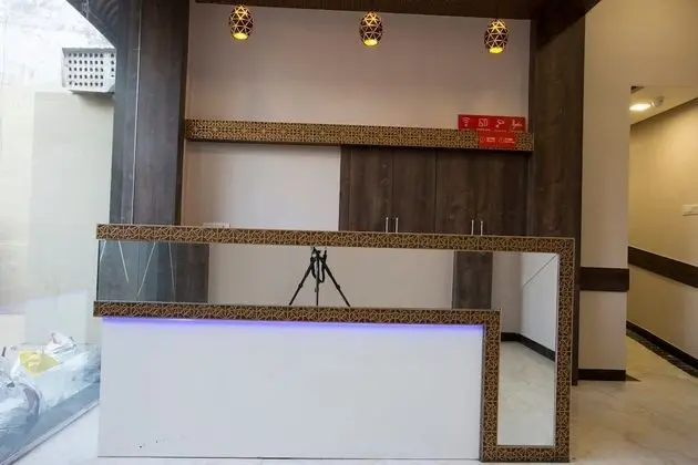 OYO 27640 Hotel Blue Sapphire Residency - Lobi