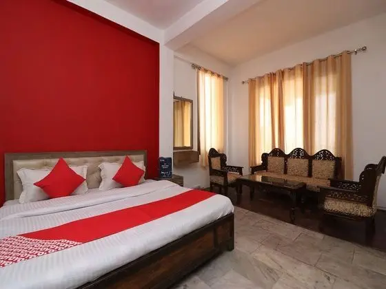 OYO 27647 Hotel Valley View