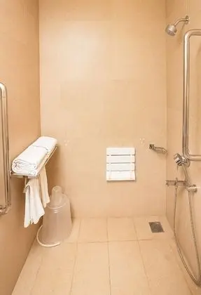 OYO 27696 Jai Ganesh Banquet Hall & Rooms - Banyo Tipleri