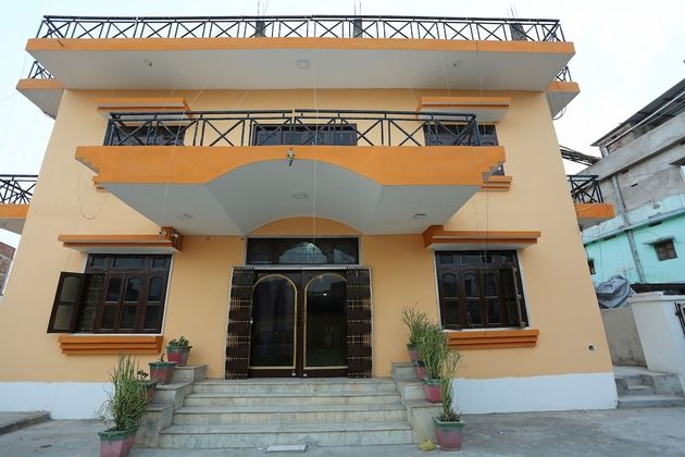 OYO 27914 Hotel Lord Buddha