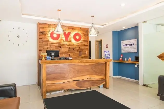 OYO 2854 COZY B&B Seminyak - Lobi