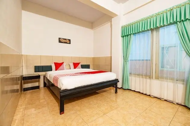 OYO 2855 Sartika Hotel Pati