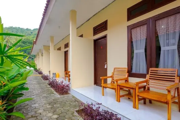OYO 2864 Mangsit Garden Homestay
