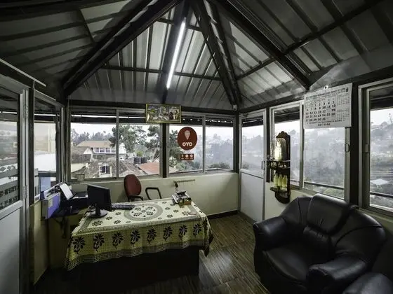 OYO 28641 Vijaya Deepa Guest House - Lobi