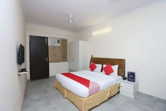 OYO 28670 Hotel Dev Palace - Öne Çıkan Resim