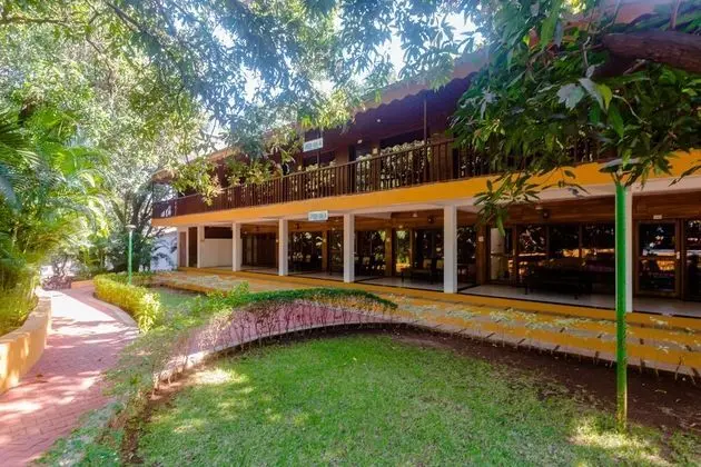 OYO 28759 Green Park Club Resort - 1