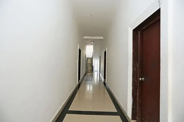 OYO 2877 Hotel Narayana Palace - İç Mekan