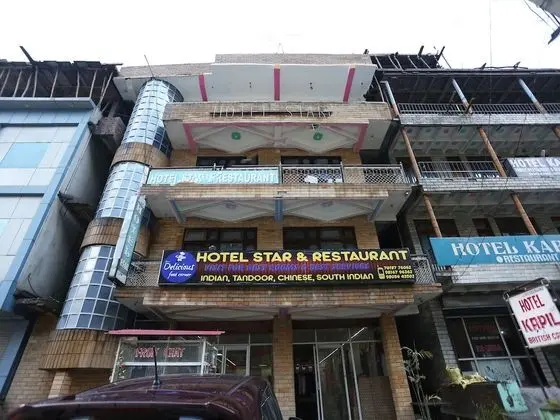 OYO 28835 Hotel Star