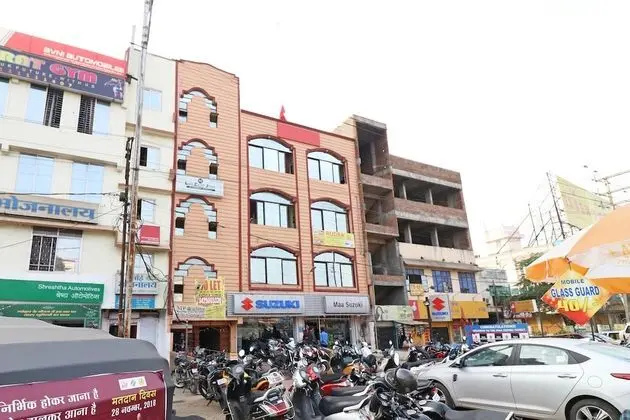 OYO 29245 Hotel E Square