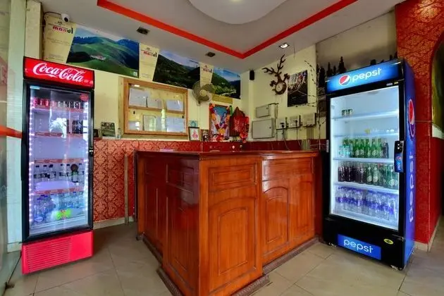 OYO 29302 Besillio Grand Hotel - Lobi