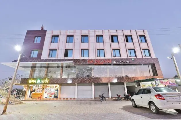 OYO 29317 Milan Guest House - 1