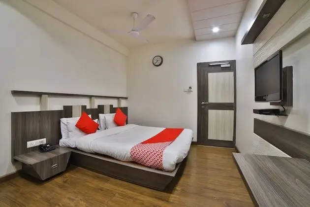 OYO 29341 Hotel Princess