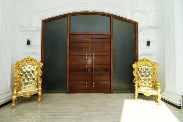 OYO 296 Hotel Queensbury - İç Mekan