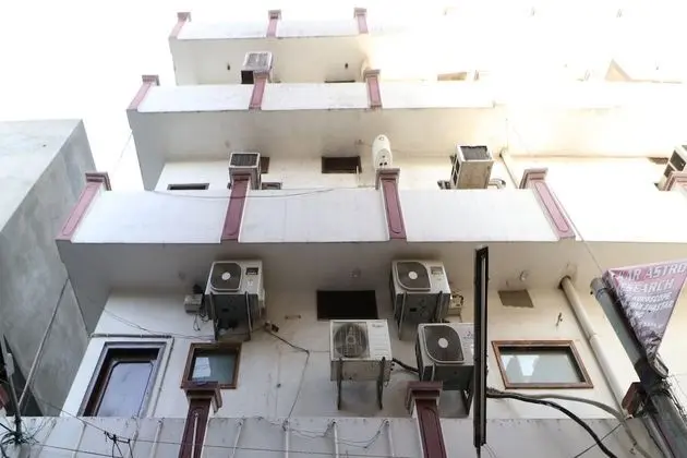 OYO 29637 Hotel Kakkar