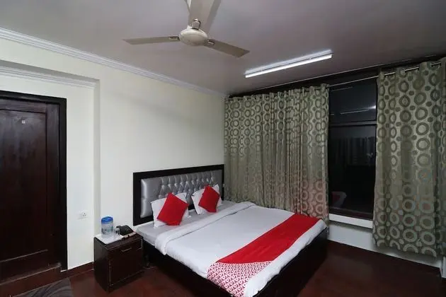 OYO 29660 Hotel Vardhman Classic