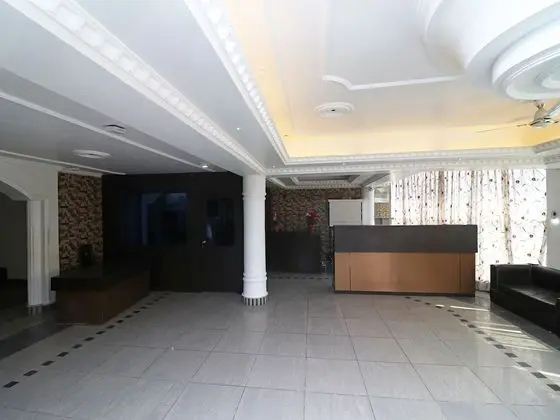 OYO 29762 Hotel Meridian - Lobi