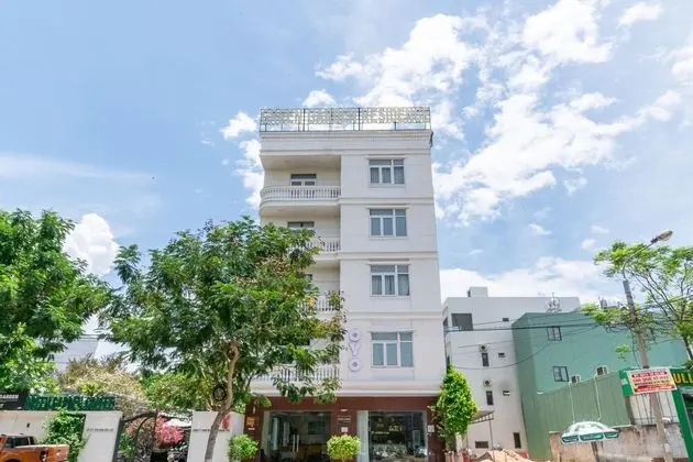OYO 301 Green Garden Residence Hotel - Dış Mekan