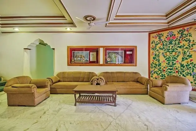OYO 30454 Hammir Wildlife Resort - Lobi