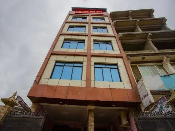 OYO 305 Hotel Gauri