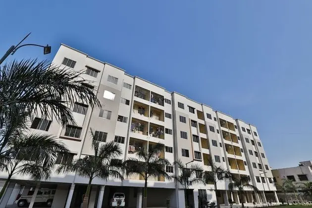 OYO 30641 crystal service apartments - 1