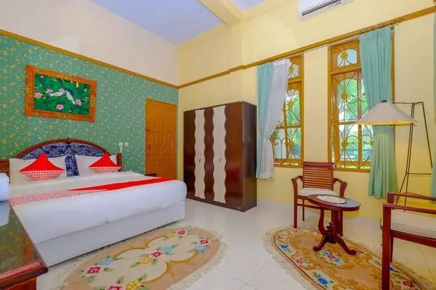 OYO 3088 Green Valley House
