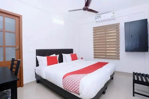 OYO 30973 Thulasi Inn