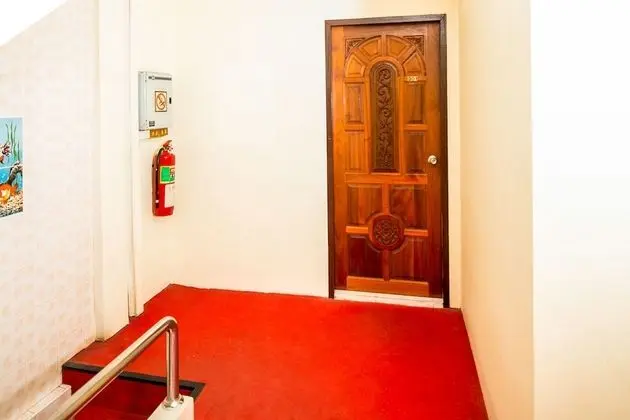 OYO 320 Regent 2002 Guest House - İç Mekan